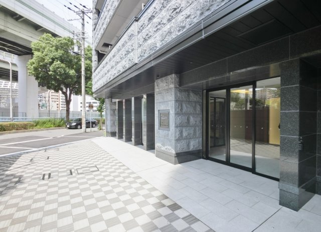 【エントランス】