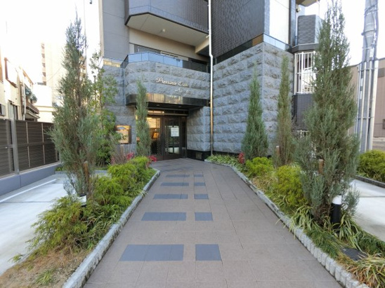 【エントランス】