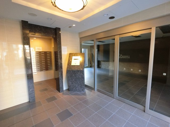 【エントランス】