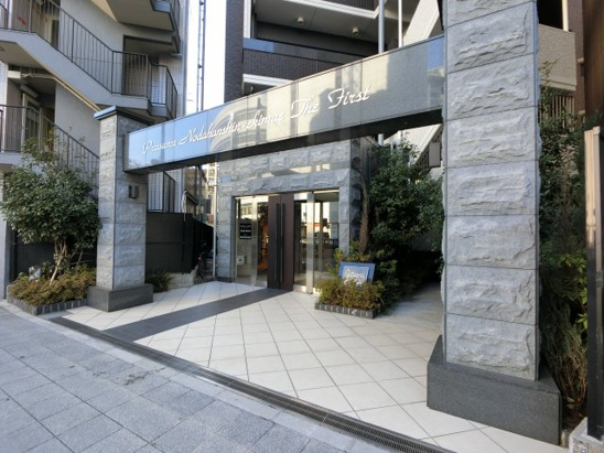 【エントランス】