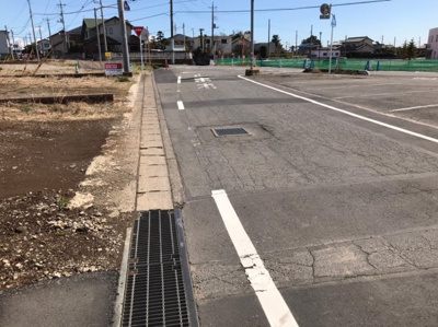 【前面道路含む現地写真】 | 群馬県高崎市井出町 売地　C区画 | 前面道路②