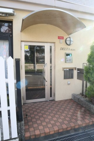 デルタビルのエントランス
