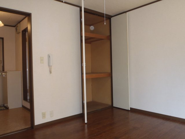 【居間・リビング】 | メゾン小泉