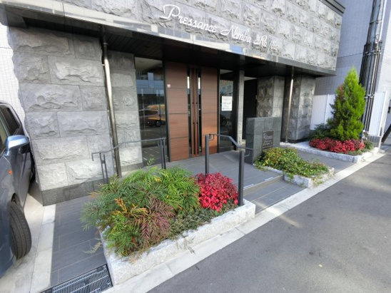 【エントランス】