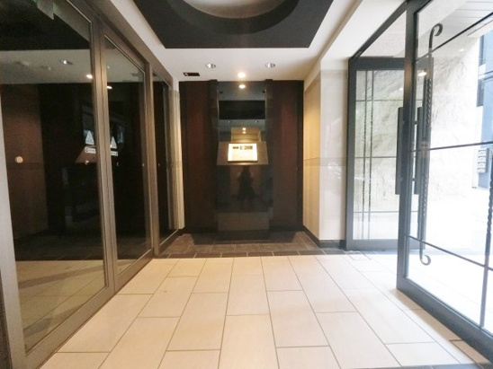 【エントランス】