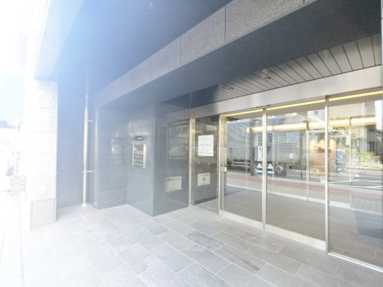 【エントランス】