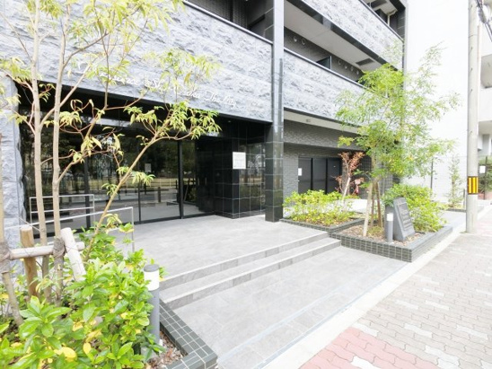 【エントランス】
