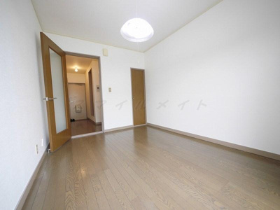 【寝室】 | シャトードゥーショコラ