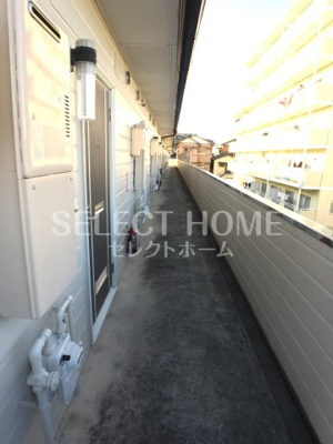 【エントランス】 | 小呂ハイツ | 毎日通るエントランスはこのようになっています