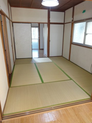 【その他】 | 野口町長砂戸建 | ２面採光の和室６帖！