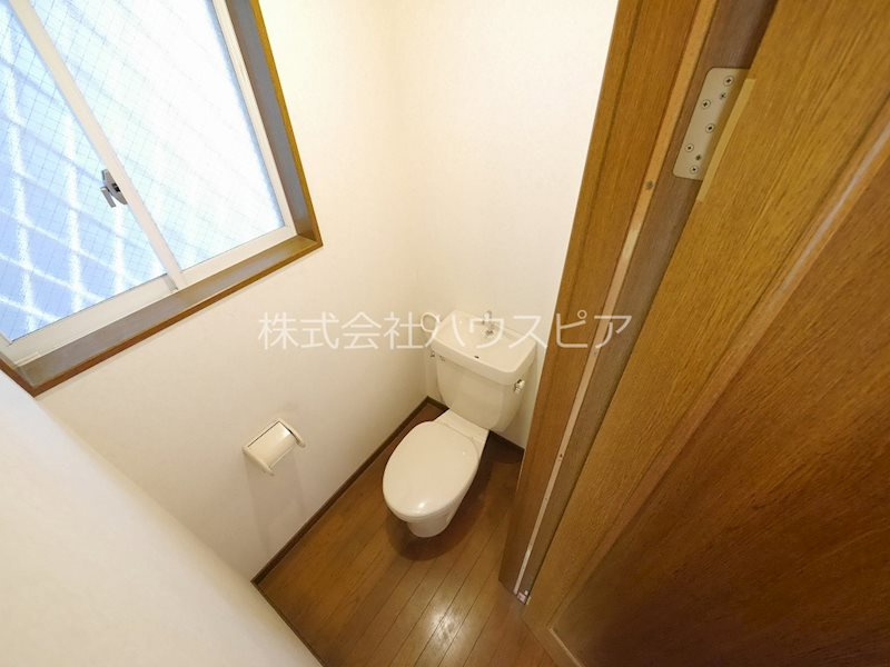 駒ヶ林町5丁目貸家のトイレ