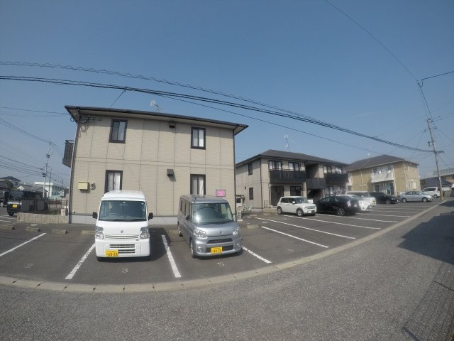 【駐車場】 | エルフローラB