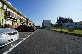 【駐車場】