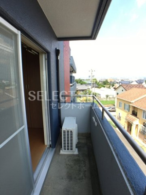 【バルコニー】 | コンフォールまきの | 広々としたバルコニーです