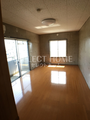 【居間・リビング】 | コンフォールまきの | 使いやすいリビングです