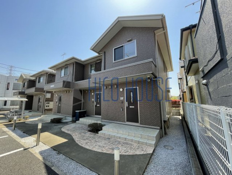 エピナールウエストの画像