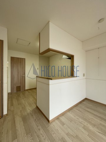 エピナールウエストの居間・リビング