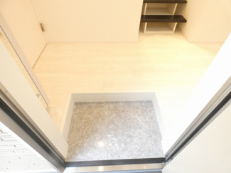 【玄関】 | Reveur Ametrine