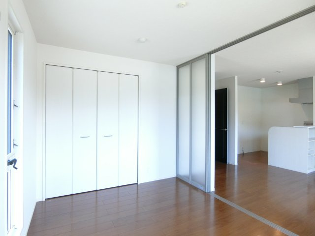 ヴィータフェリーチェの洋室