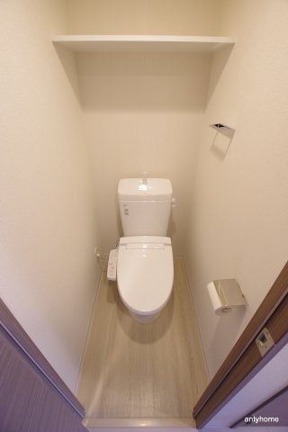 グランカリテ新大阪ウエスト　仲介手数料無料のトイレ