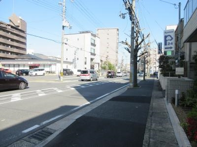 シャーメゾン高辻の周辺|前面道路
