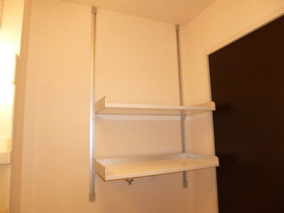 【その他】 | エテルナＢ | 洗濯機置場上部棚