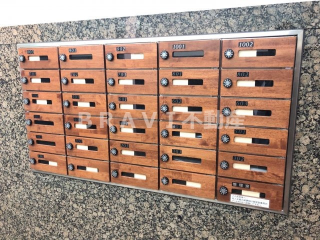 コンソラーレ瓦屋町　BRAVI不動産のその他共用部分|【コンソラーレ瓦屋町】メールボックス