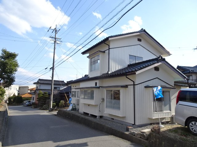 伊那市西町リフォーム住宅の外観|おしゃれな外観です