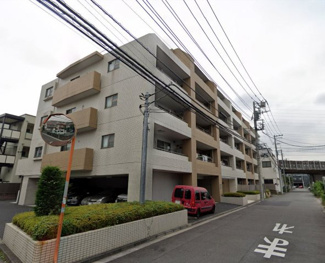 【外観】 | お子様やお年寄りに安心のフラットフロアです。
室内大変きれいなためリフォーム不要でお住まいになれます。