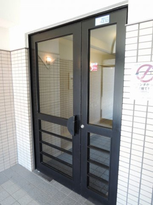 【その他共用部分】 | シティ能見台ふれあいの街D棟 | 防犯面でも安心のオートロック付。