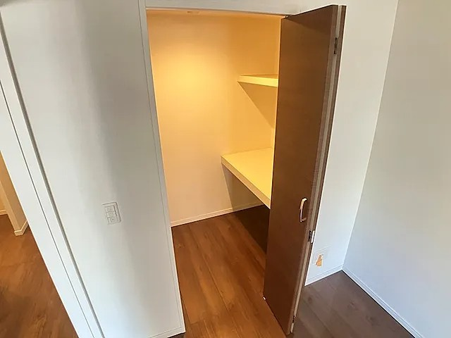 フォレリビエール磯辺通の収納