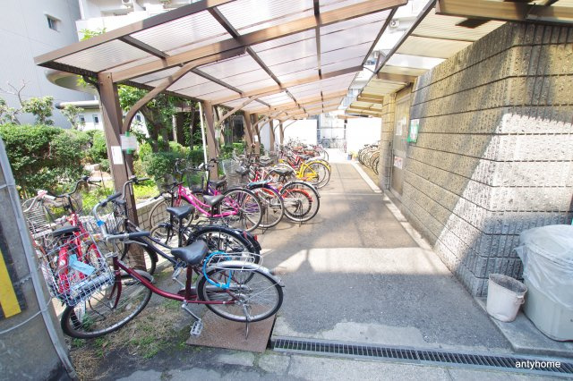 FM Nakazaki2　仲介手数料無料の駐車場