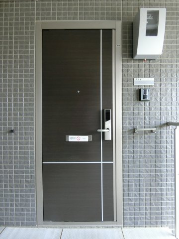 スペースゆうの玄関