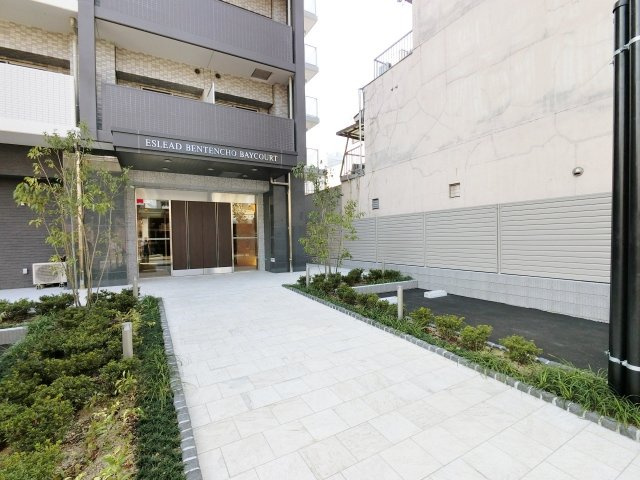 【エントランス】