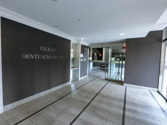 【エントランス】