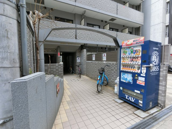 【エントランス】