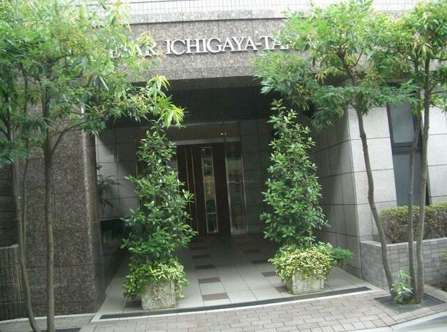 セザール市谷田町のエントランス|セザール市谷田町