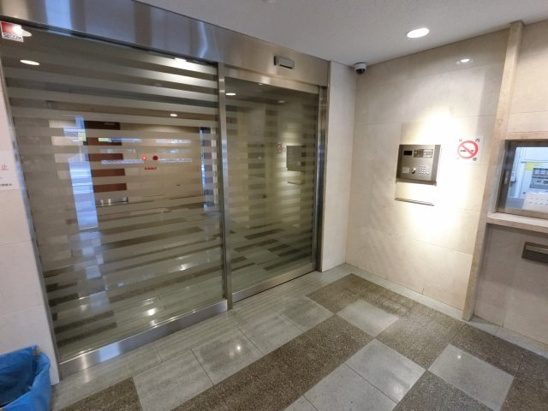 【エントランス】