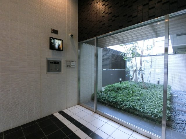 【エントランス】