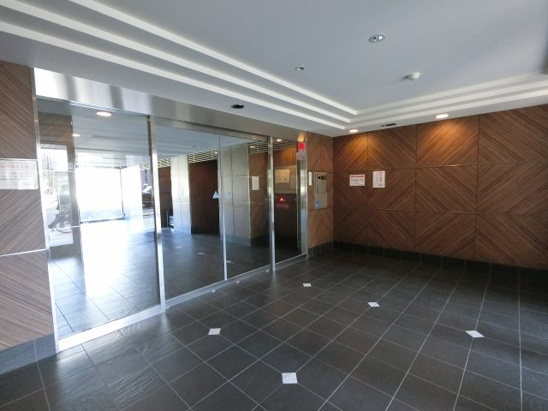 【エントランス】