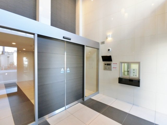 【エントランス】