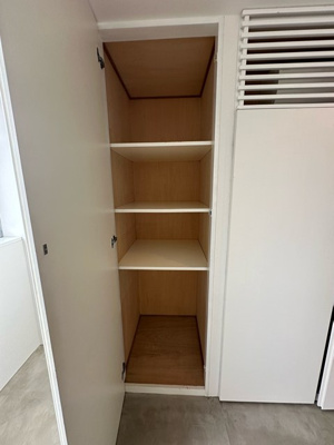 【収納】 | S･BLANC/エスブラン | 洋室8.2帖のお部屋にある収納スペースです☆お部屋がすっきり片付いて快適に！