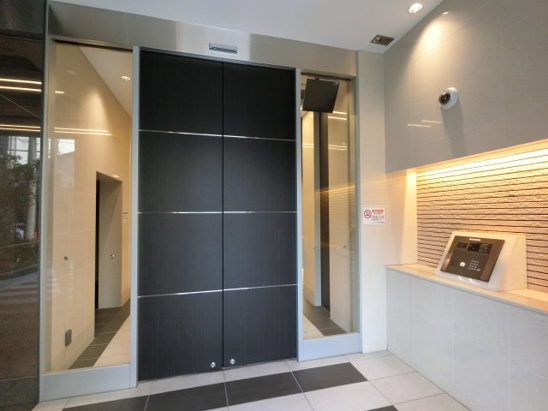 【エントランス】