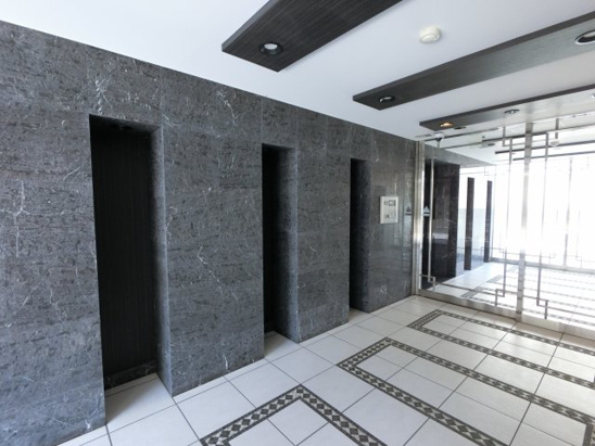 【エントランス】