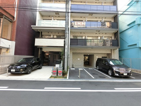 【エントランス】