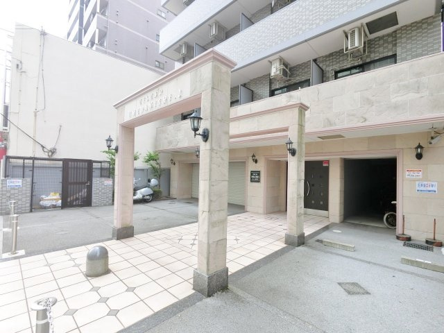 【エントランス】