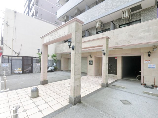 【エントランス】