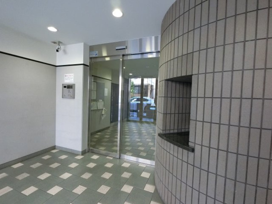 【エントランス】