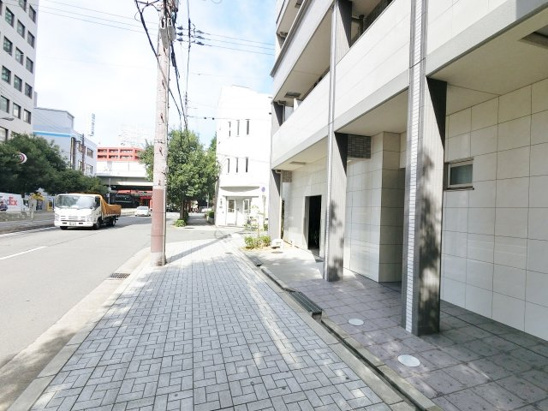 【エントランス】