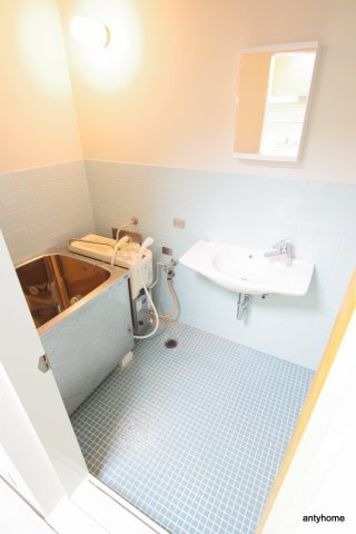 新大阪第2ダイヤモンドマンション　仲介手数料半月分の浴室
